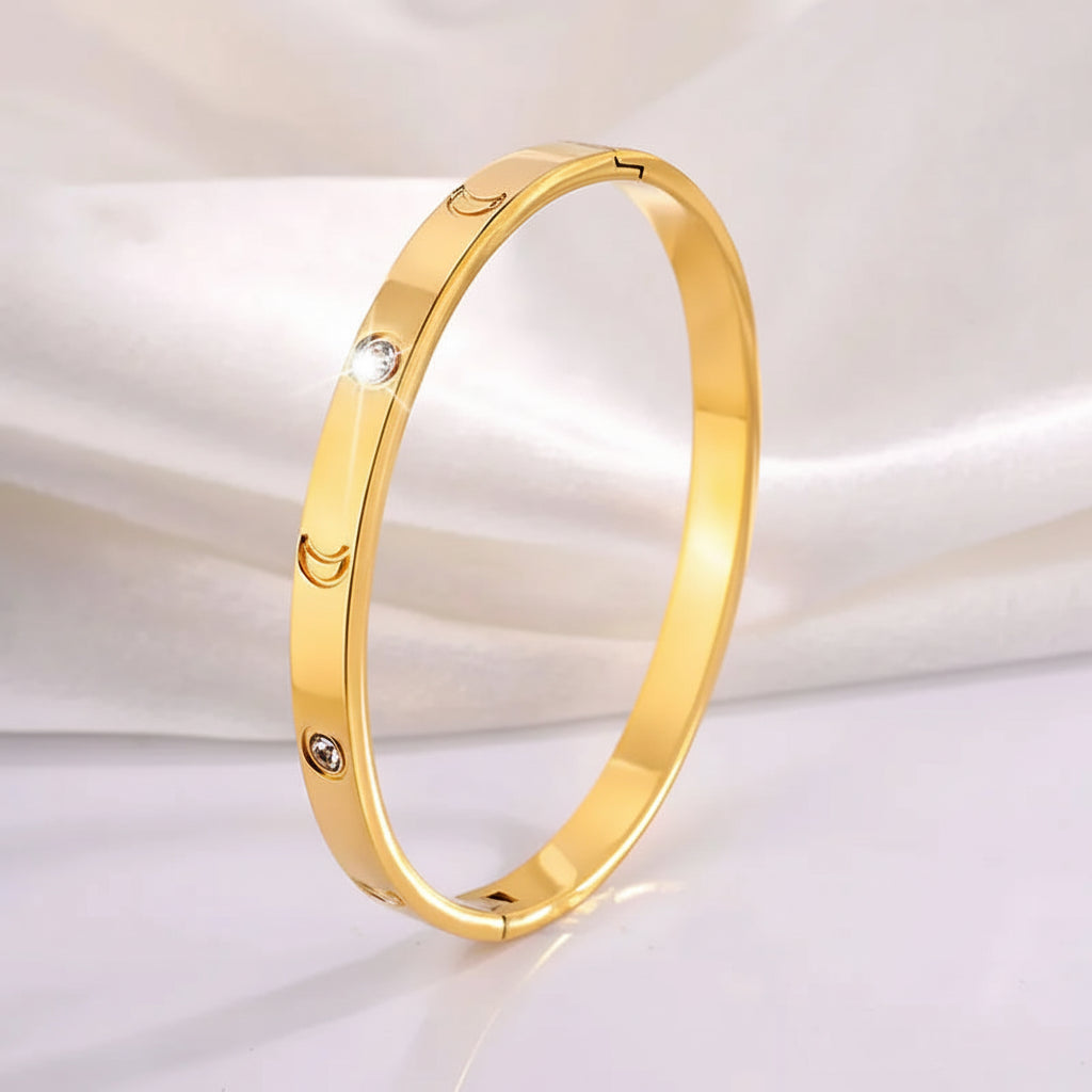 The Emerald Quintet — Celestial Cuff Set