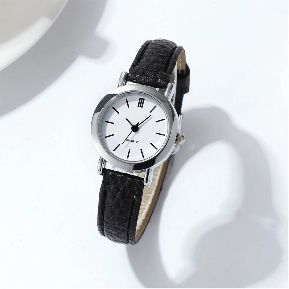 The Petite Étoile — Minimalist Leather Edition